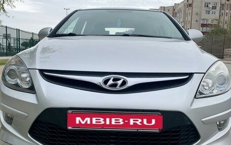 Hyundai i30 I, 2011 год, 850 000 рублей, 4 фотография