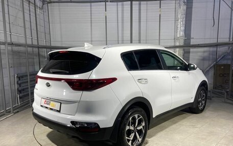 KIA Sportage IV рестайлинг, 2020 год, 2 699 000 рублей, 5 фотография