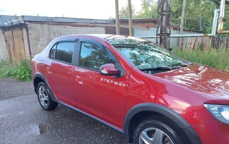 Renault Logan II, 2019 год, 980 000 рублей, 13 фотография