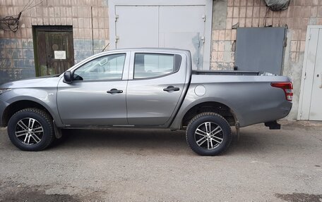 Mitsubishi L200 IV рестайлинг, 2018 год, 2 250 000 рублей, 2 фотография