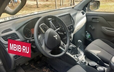 Mitsubishi L200 IV рестайлинг, 2018 год, 2 250 000 рублей, 3 фотография