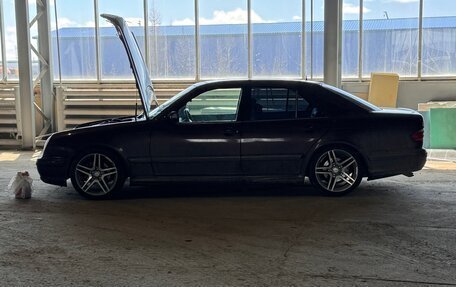 Mercedes-Benz E-Класс, 2000 год, 850 000 рублей, 3 фотография