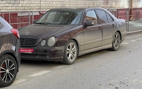 Mercedes-Benz E-Класс, 2000 год, 850 000 рублей, 6 фотография