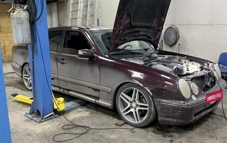 Mercedes-Benz E-Класс, 2000 год, 850 000 рублей, 5 фотография