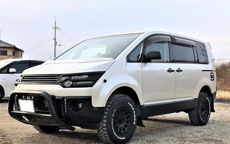 Mitsubishi Delica D:5 I, 2018 год, 1 744 000 рублей, 1 фотография