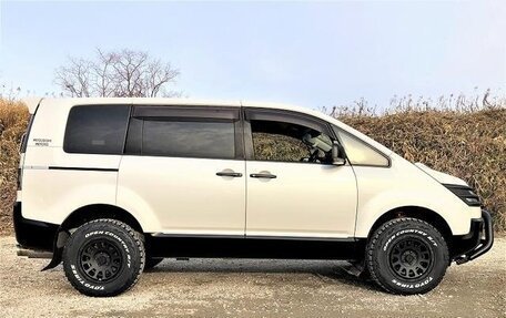 Mitsubishi Delica D:5 I, 2018 год, 1 744 000 рублей, 6 фотография