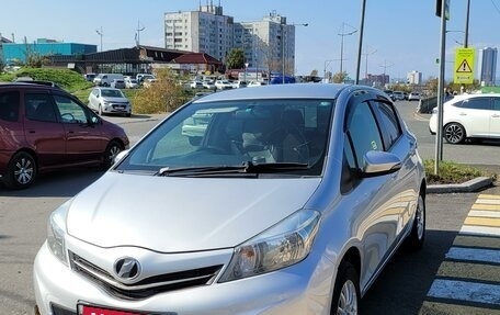 Toyota Vitz, 2012 год, 790 000 рублей, 4 фотография