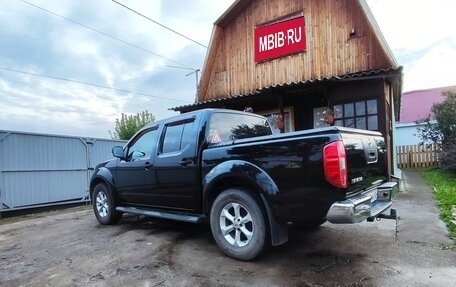 Nissan Navara (Frontier), 2010 год, 1 980 000 рублей, 1 фотография