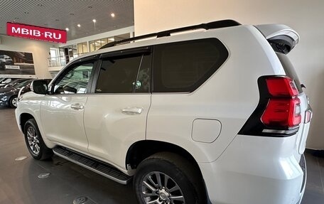 Toyota Land Cruiser Prado 150 рестайлинг 2, 2018 год, 4 750 000 рублей, 4 фотография