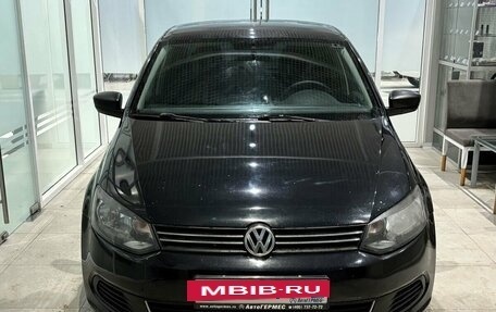 Volkswagen Polo VI (EU Market), 2011 год, 510 000 рублей, 2 фотография