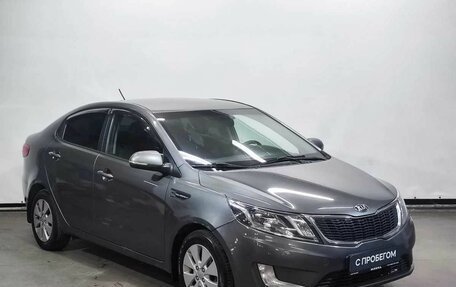 KIA Rio III рестайлинг, 2013 год, 899 000 рублей, 3 фотография