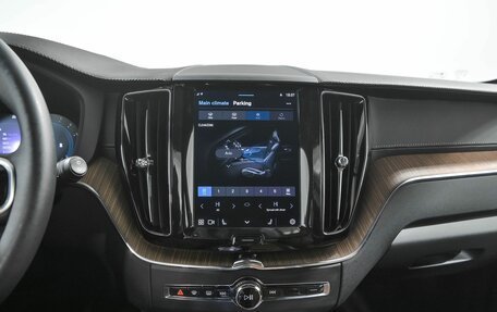 Volvo XC60 II, 2023 год, 5 999 000 рублей, 12 фотография