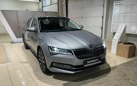 Skoda Superb III рестайлинг, 2024 год, 4 590 000 рублей, 2 фотография