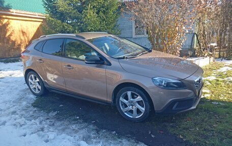 Volvo V40 Cross Country I, 2015 год, 1 790 000 рублей, 2 фотография