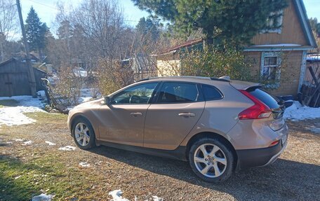 Volvo V40 Cross Country I, 2015 год, 1 790 000 рублей, 5 фотография