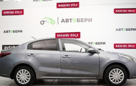 KIA Rio IV, 2018 год, 1 058 000 рублей, 6 фотография