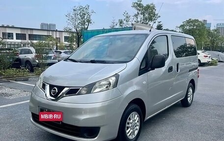 Nissan NV200, 2017 год, 1 820 000 рублей, 3 фотография