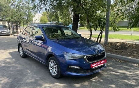 Skoda Rapid II, 2020 год, 1 570 000 рублей, 2 фотография