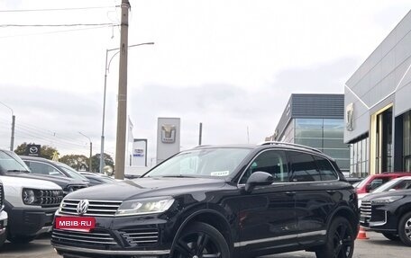 Volkswagen Touareg III, 2017 год, 3 799 000 рублей, 3 фотография