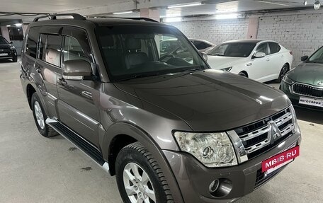 Mitsubishi Pajero IV, 2014 год, 2 525 000 рублей, 3 фотография