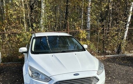 Ford Focus III, 2016 год, 1 090 000 рублей, 2 фотография