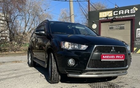 Mitsubishi Outlander III рестайлинг 3, 2011 год, 1 500 000 рублей, 1 фотография