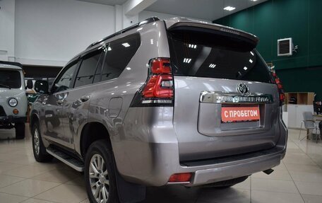 Toyota Land Cruiser Prado 150 рестайлинг 2, 2020 год, 5 700 000 рублей, 7 фотография