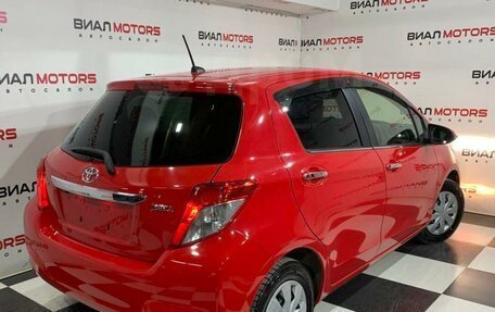 Toyota Vitz, 2012 год, 979 000 рублей, 2 фотография