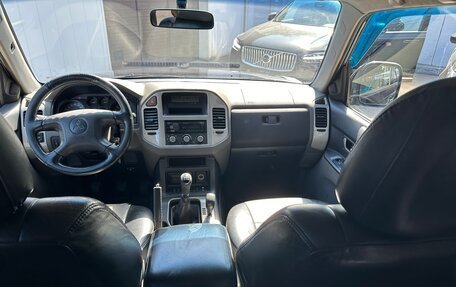 Mitsubishi Pajero III рестайлинг, 2006 год, 799 000 рублей, 7 фотография