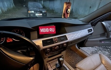 BMW 5 серия, 2004 год, 950 000 рублей, 3 фотография