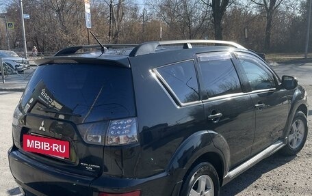 Mitsubishi Outlander III рестайлинг 3, 2011 год, 1 500 000 рублей, 3 фотография