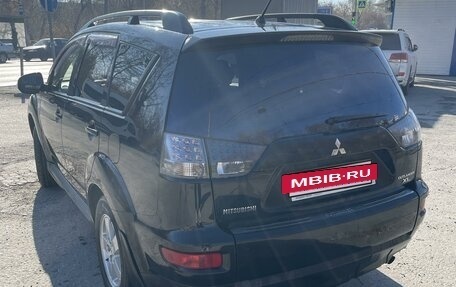 Mitsubishi Outlander III рестайлинг 3, 2011 год, 1 500 000 рублей, 5 фотография