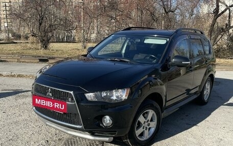 Mitsubishi Outlander III рестайлинг 3, 2011 год, 1 500 000 рублей, 7 фотография