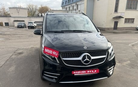 Mercedes-Benz V-Класс, 2023 год, 25 550 000 рублей, 3 фотография