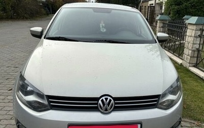 Volkswagen Polo VI (EU Market), 2012 год, 900 000 рублей, 1 фотография