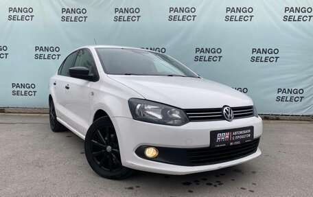 Volkswagen Polo VI (EU Market), 2012 год, 950 000 рублей, 3 фотография