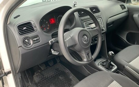 Volkswagen Polo VI (EU Market), 2012 год, 950 000 рублей, 13 фотография