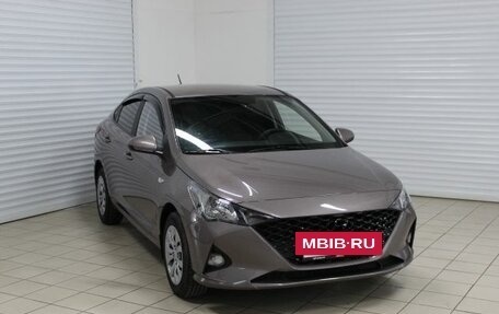 Hyundai Solaris II рестайлинг, 2021 год, 1 750 000 рублей, 3 фотография