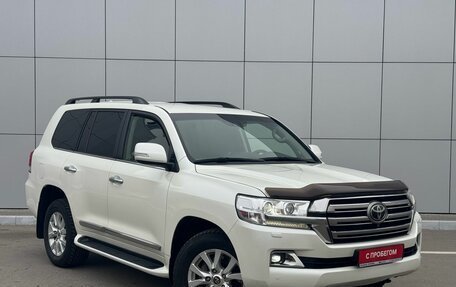 Toyota Land Cruiser 200, 2017 год, 6 600 000 рублей, 6 фотография