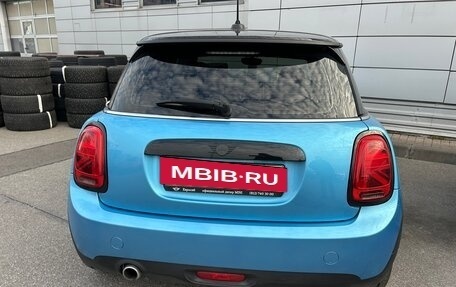 MINI Hatch, 2018 год, 1 950 000 рублей, 6 фотография