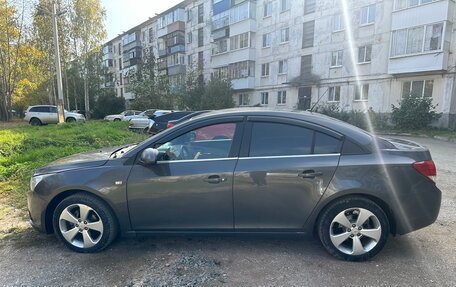 Chevrolet Cruze II, 2011 год, 800 000 рублей, 8 фотография