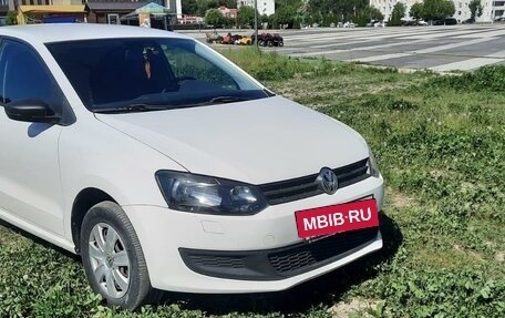 Volkswagen Polo VI (EU Market), 2013 год, 920 000 рублей, 3 фотография