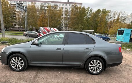 Volkswagen Jetta VI, 2010 год, 690 000 рублей, 8 фотография