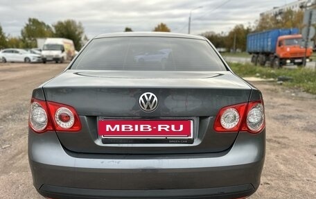 Volkswagen Jetta VI, 2010 год, 690 000 рублей, 5 фотография