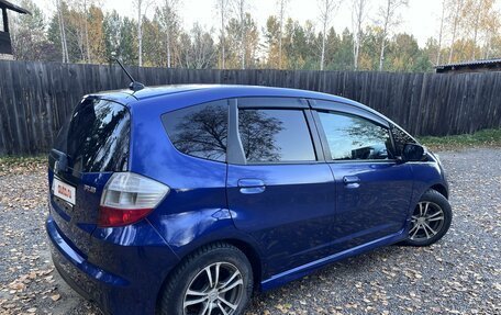 Honda Fit III, 2008 год, 790 000 рублей, 4 фотография