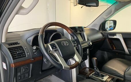 Toyota Land Cruiser Prado 150 рестайлинг 2, 2013 год, 2 999 000 рублей, 7 фотография