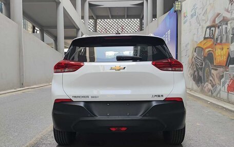 Chevrolet Tracker, 2021 год, 1 380 000 рублей, 6 фотография