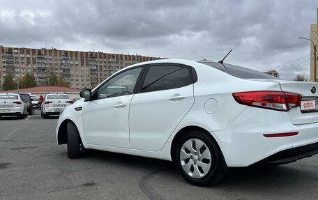 KIA Rio III рестайлинг, 2016 год, 600 000 рублей, 4 фотография