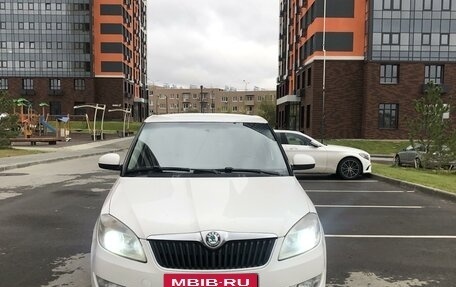 Skoda Fabia II, 2011 год, 565 000 рублей, 2 фотография