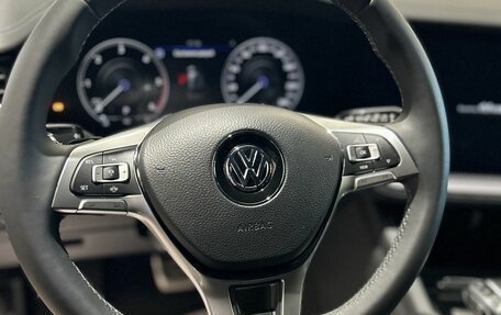 Volkswagen Touareg III, 2018 год, 5 397 000 рублей, 10 фотография